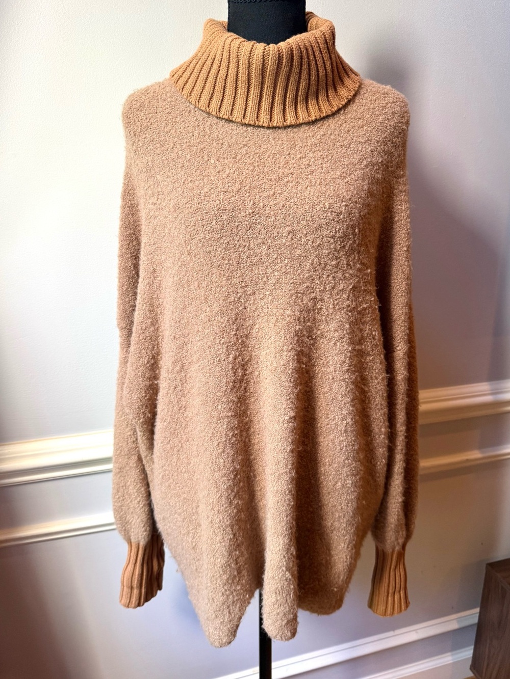 OFFLINE by Aerie Wool Blend Boucle Oversized Turtleneck Sweater Thumbhole‎ XS